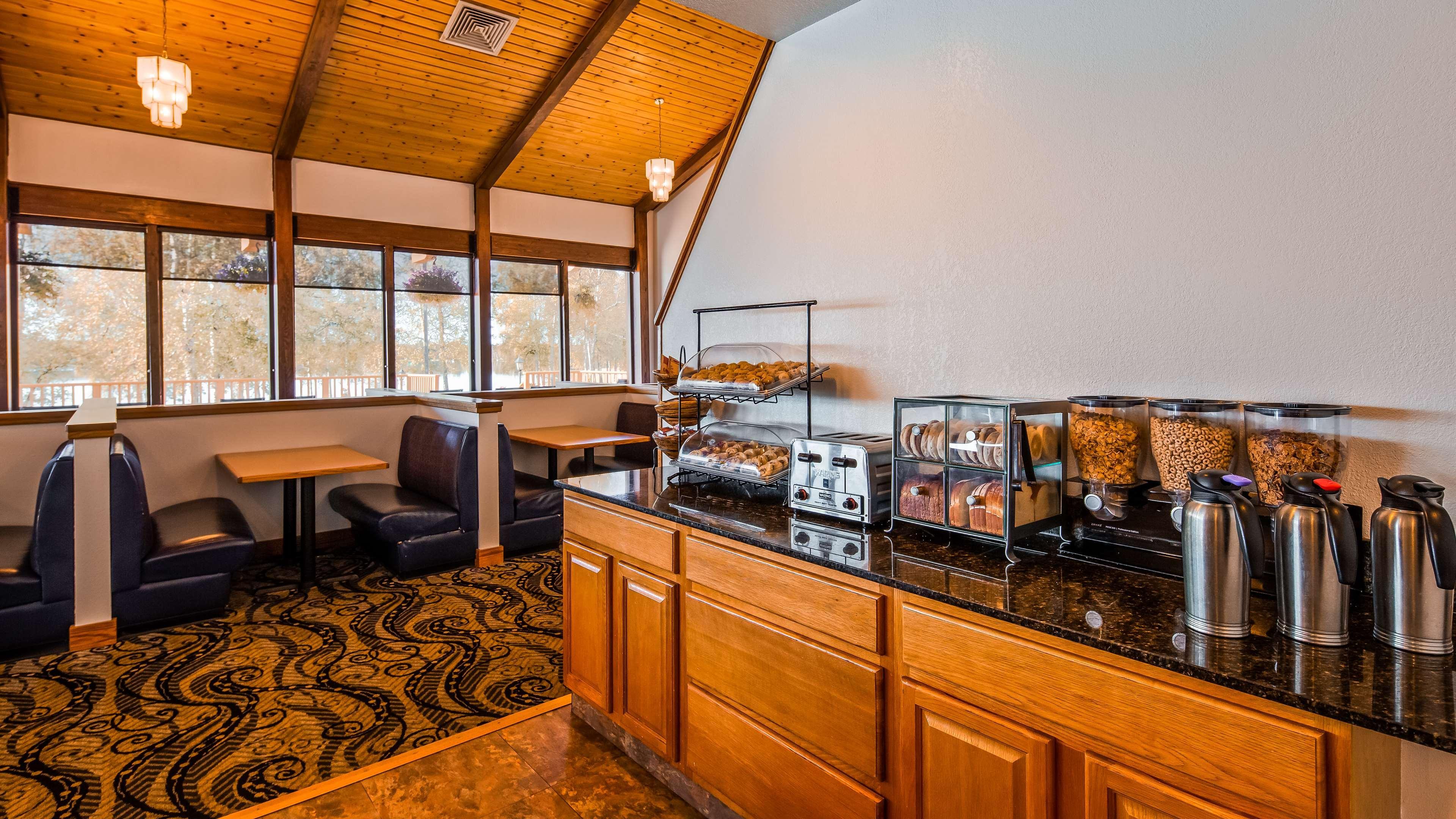 Best Western Lake Lucille Inn Wasilla Ngoại thất bức ảnh