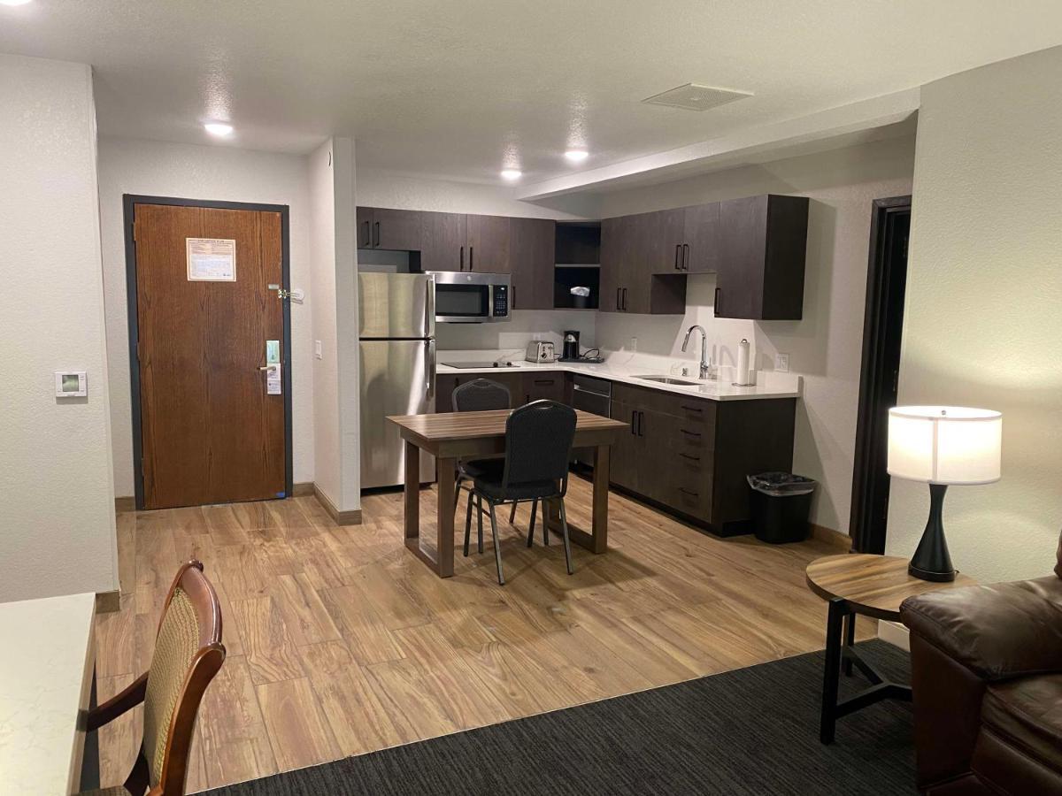 Best Western Lake Lucille Inn Wasilla Ngoại thất bức ảnh