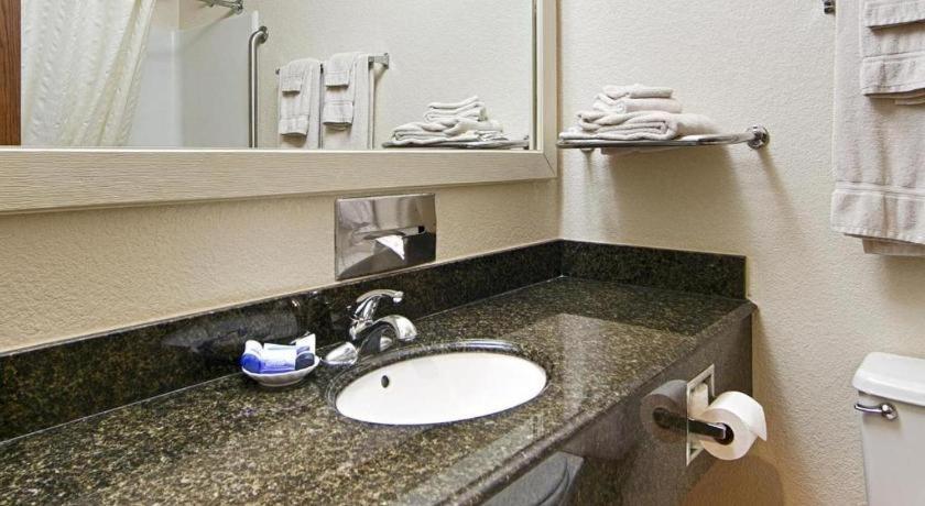 Best Western Lake Lucille Inn Wasilla Ngoại thất bức ảnh